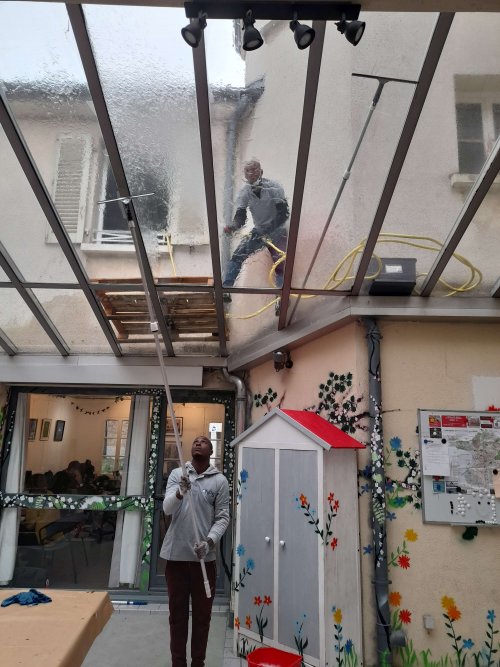 Nettoyage d’une verrière à Saint-Denis 93