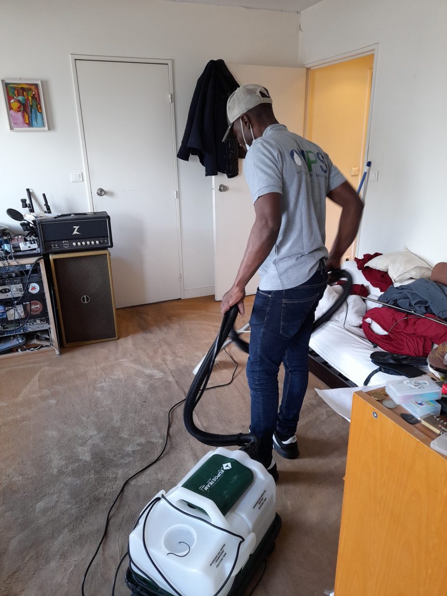Société de nettoyage net propre et services, lavage moquette, nettoyage à Paris 15ème, en île de France, à Gonesse et Saint-Denis