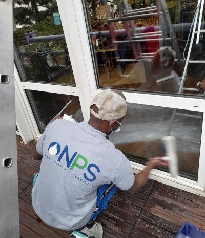 Société de nettoyage net propre et services, service aux particuliers lavage vitre nettoyage à Paris, en île de France, Gonesse, Saint-Denis